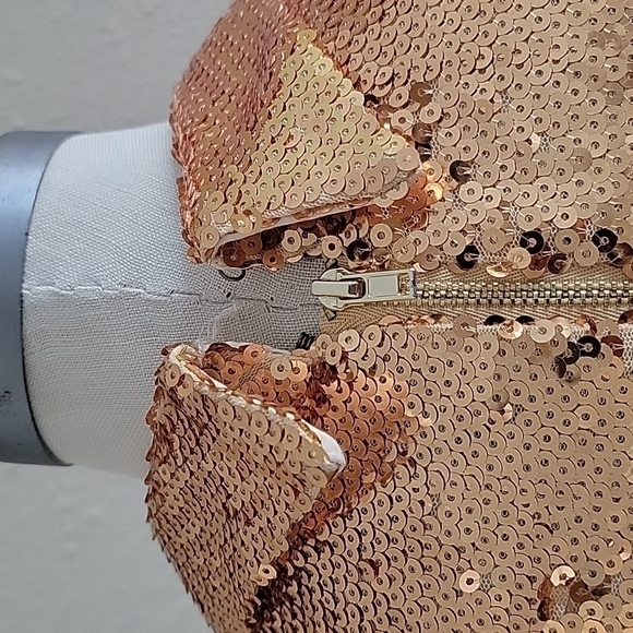 𝅺NASTY Gal Gold Dress - Picture 5 of 10